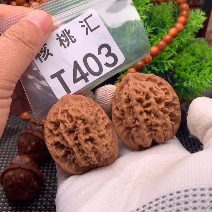 文玩核桃把件罗汉头45