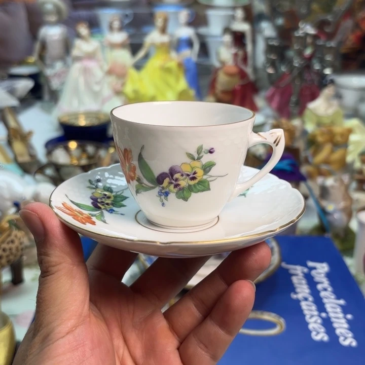 瓷片欧洲中古瓷器（撒克逊之花）