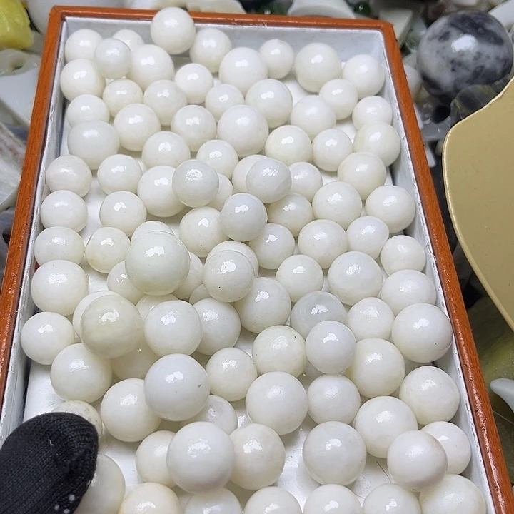 未镶嵌和田玉珠宝奇石