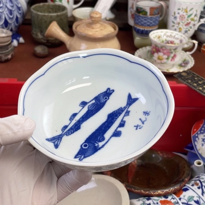他家瓷器真美…开播了