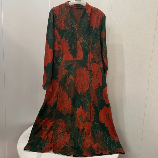 清仓v领绒感显瘦气质洋气连衣裙cvx11