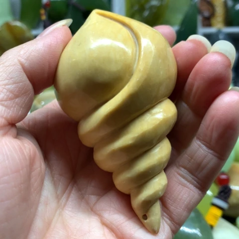 蛇纹石玉未镶嵌手把件