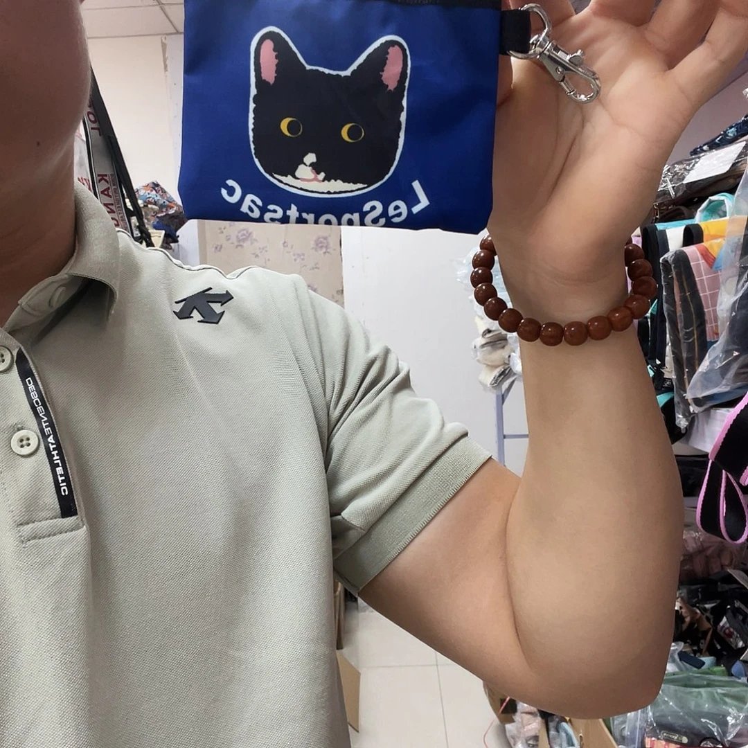 PU化妆包等产品和产品