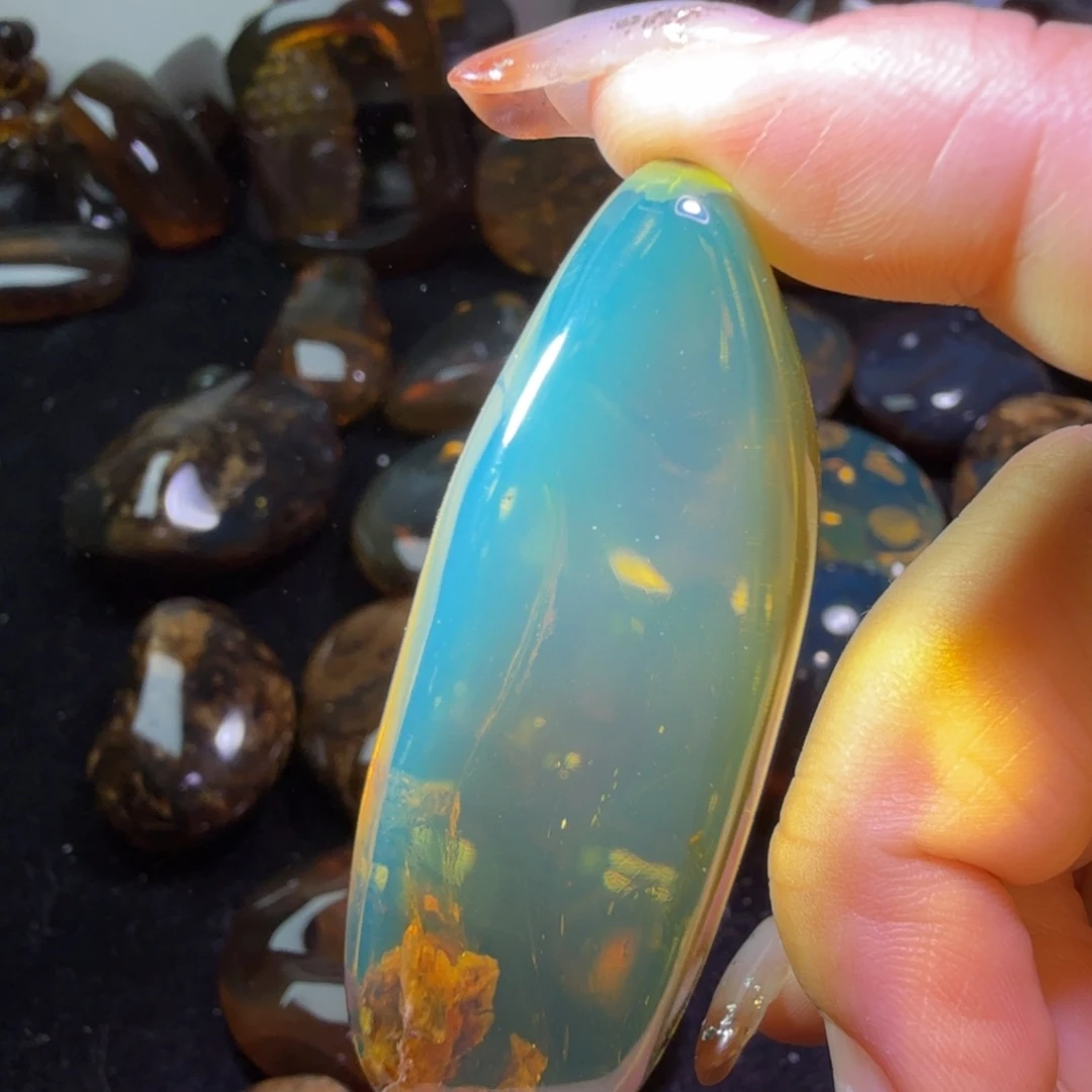 未镶嵌琥珀裸石10号