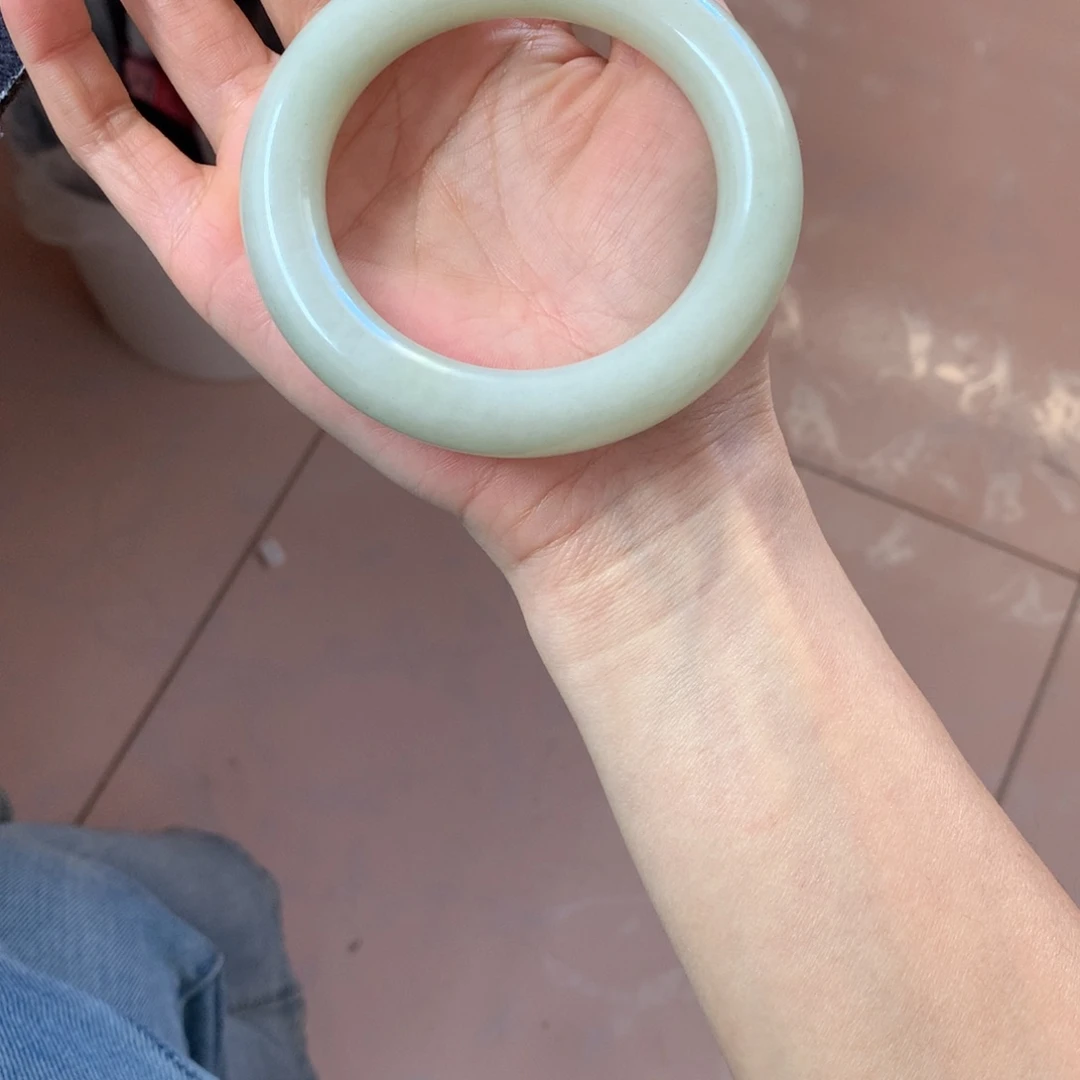 石英质玉手镯未镶嵌爱*桐