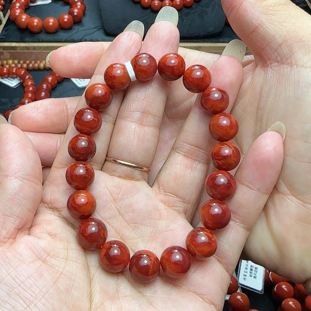大***東南红玛瑙未镶嵌手串