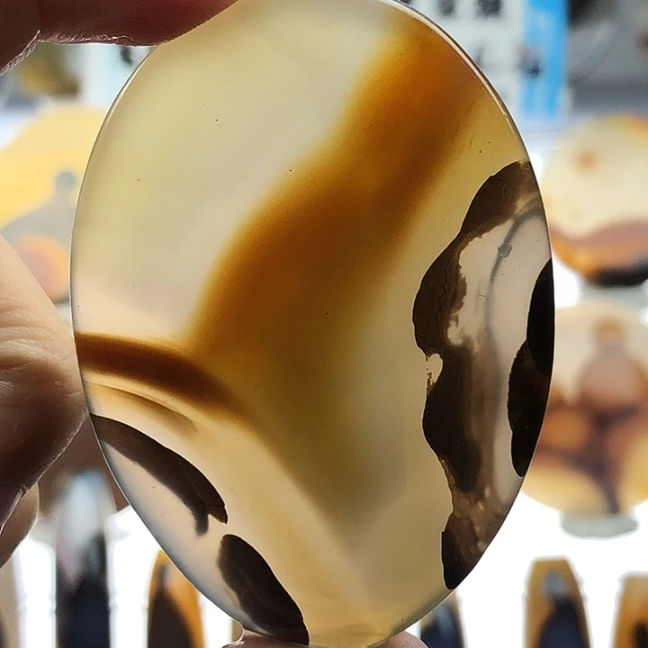 玛瑙/玉髓未镶嵌珠宝半成品407