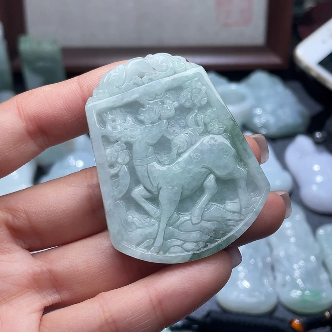 翡翠未镶嵌颈饰翡翠