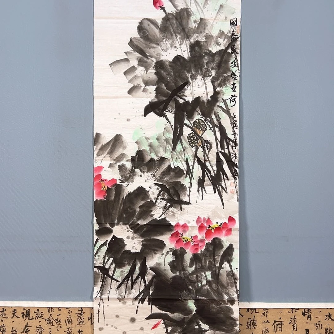 国画470 花鸟和蝴蝶都会出现