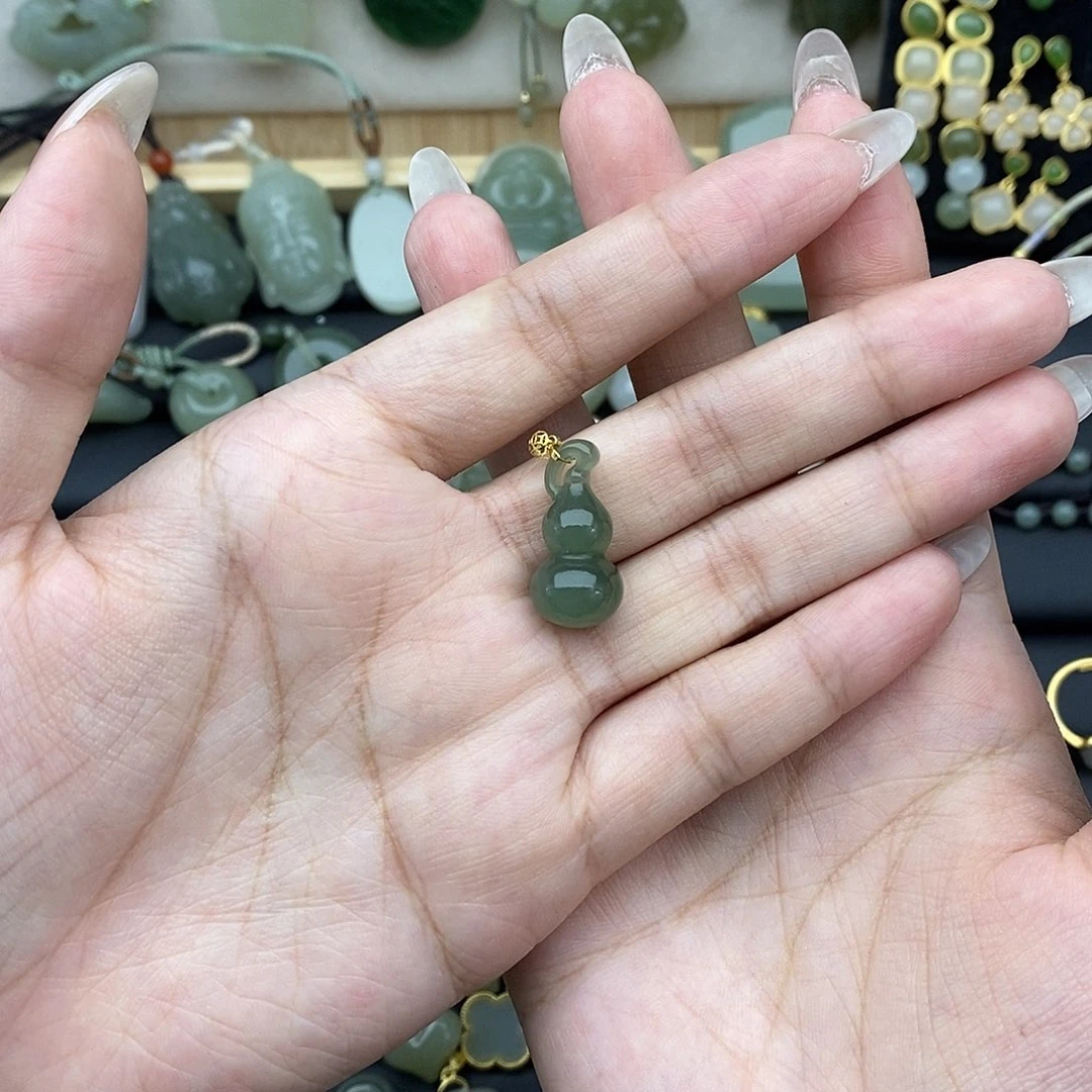 吊坠(不含链)18K金镶嵌和田玉
