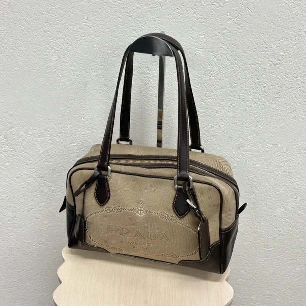 95新 Prada/普拉达 深棕帆布大标波士顿单肩包 118829