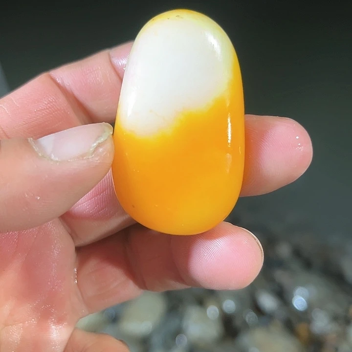 未镶嵌和田玉（糖玉）珠宝奇石