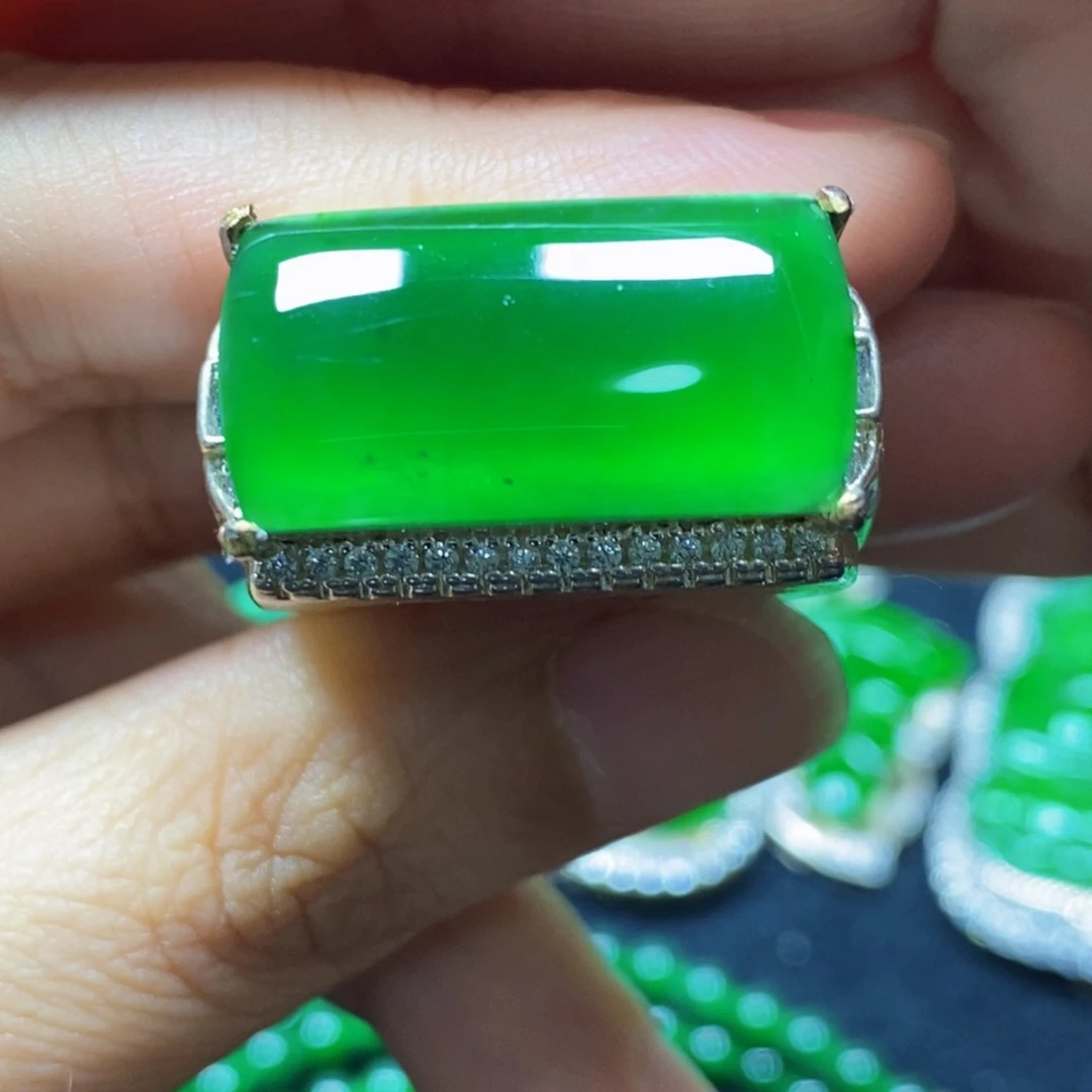 翡翠戒指未镶嵌天然翡翠