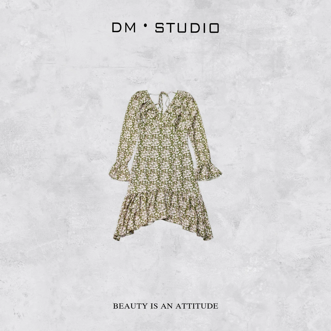 DEDM-DM•STUDIO/休闲时尚减龄出行日常显瘦碎花连衣裙（AC25125）