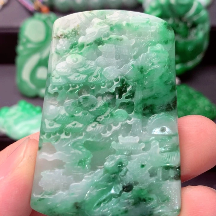 翡翠未镶嵌吊坠(不含链)