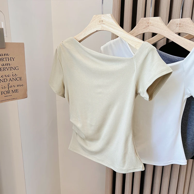 甜辣短袖T恤女夏季纯欲短袖设计感斜肩不对称休闲通勤上衣简约INS