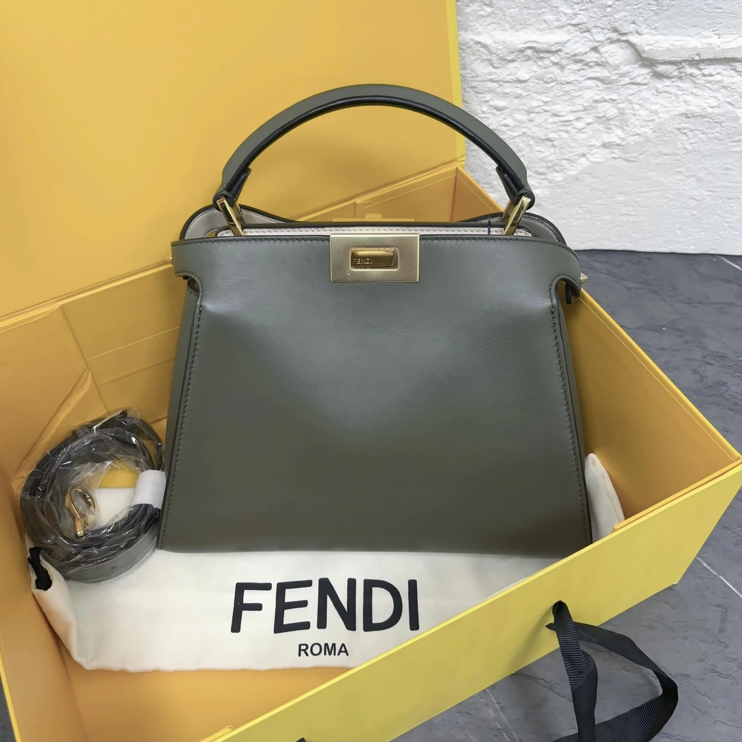 99新 FENDI/芬迪 /夏vv0926/单肩包/80293