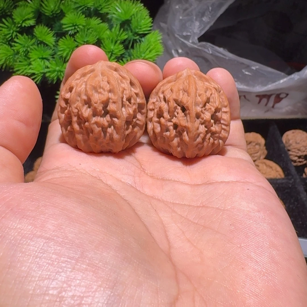 文玩核桃吊坠野生小众