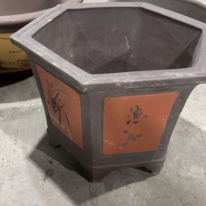 紫砂花盆           80-2