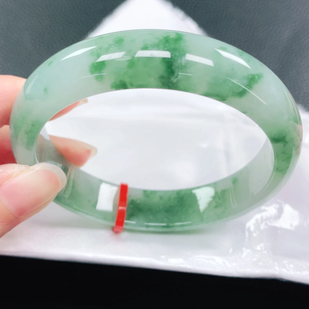 未镶嵌手镯翡翠58圈