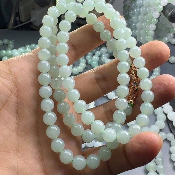 定制翡翠未镶嵌卡8底色项链