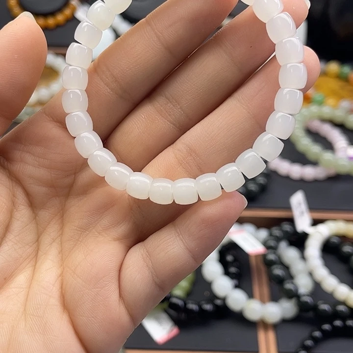 和田玉未镶嵌手串