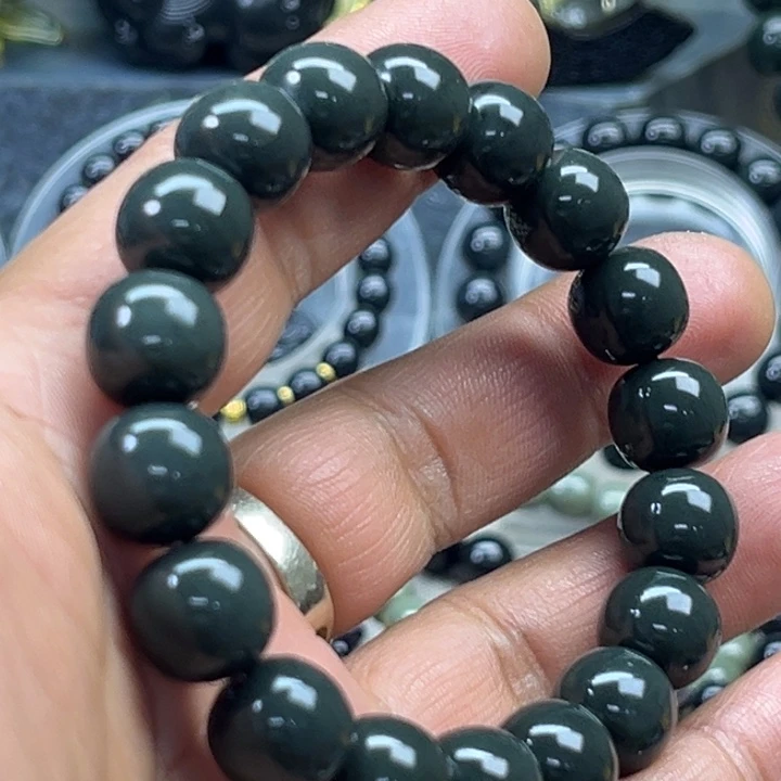 和田玉未镶嵌手链