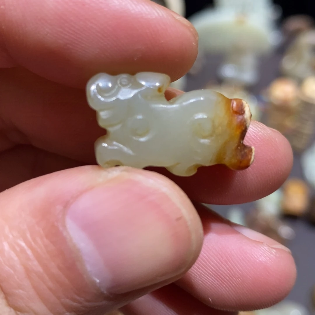 和田玉（糖玉）未镶嵌颈饰