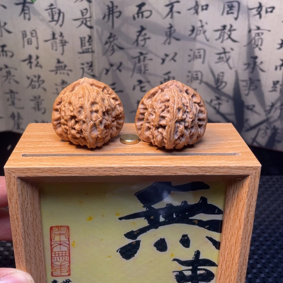 吊坠文玩核桃全品三角白36尺