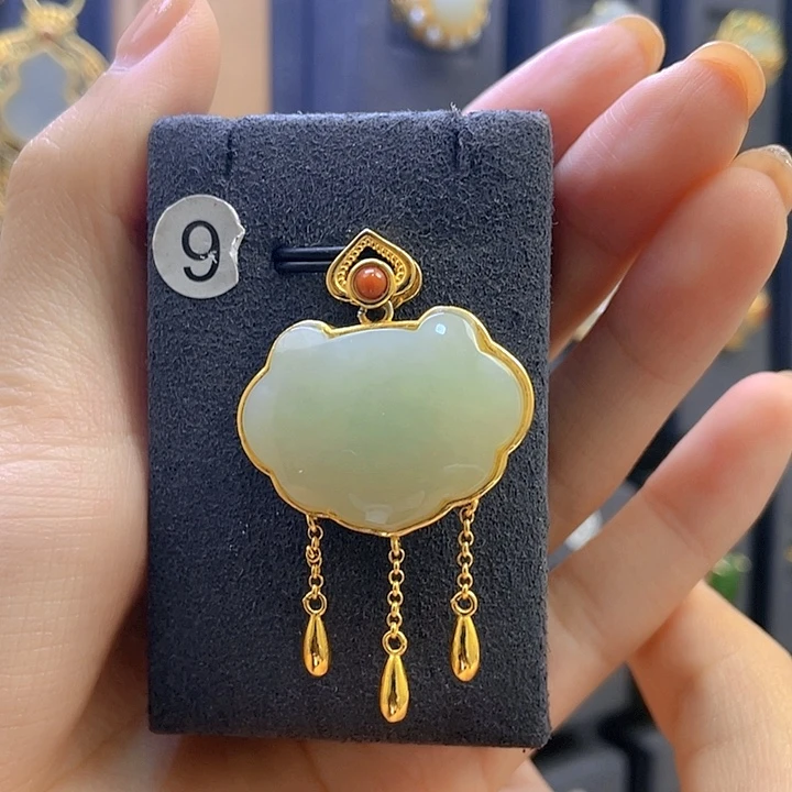 和田玉银S925镀金镶嵌颈饰