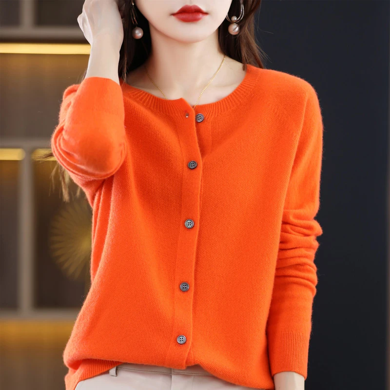 一线成衣秋冬新款100%纯山羊绒衫女开衫外套圆领时尚桂花针织衫