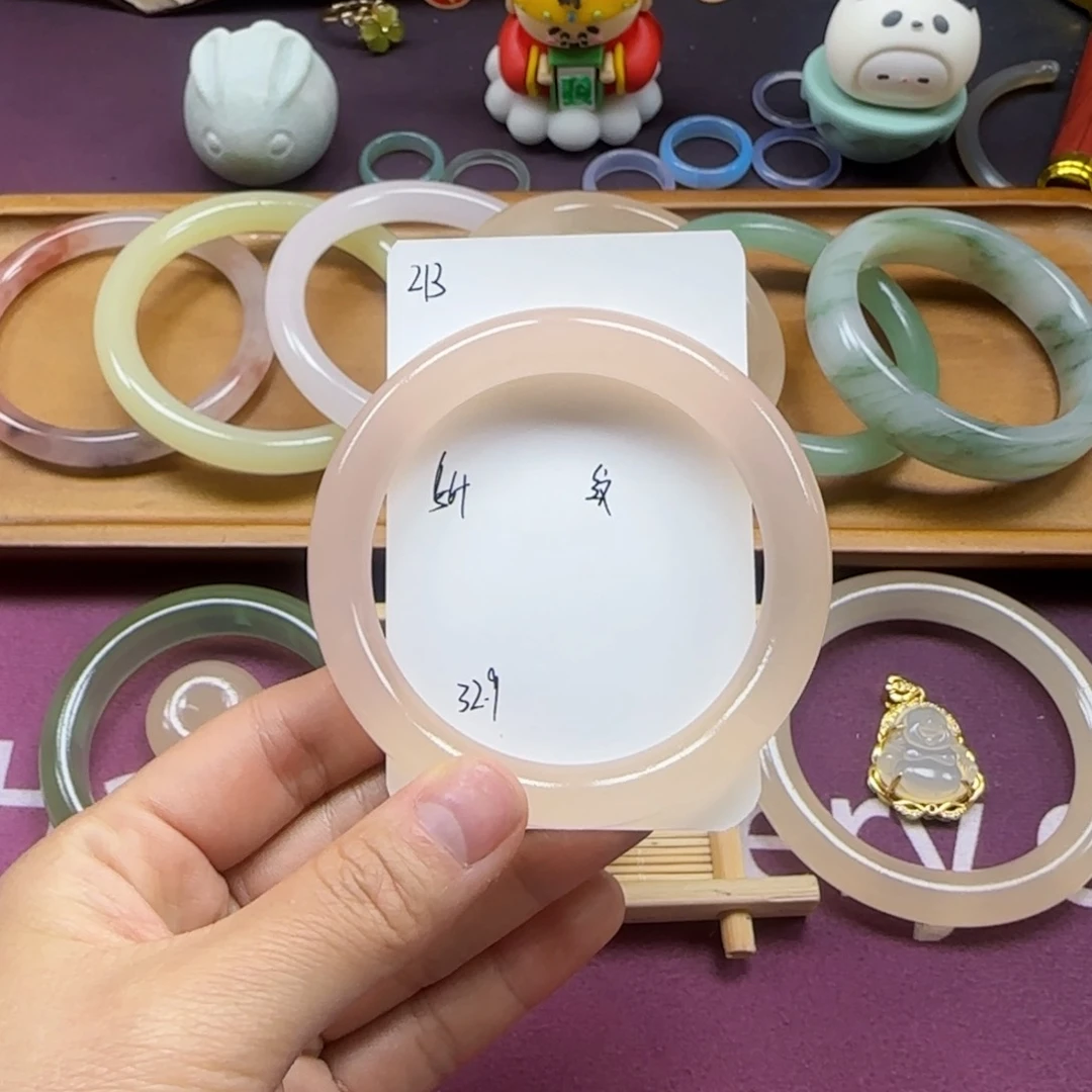 石英质玉手镯未镶嵌213