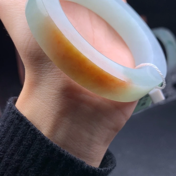 未镶嵌翡翠手镯定制翡翠