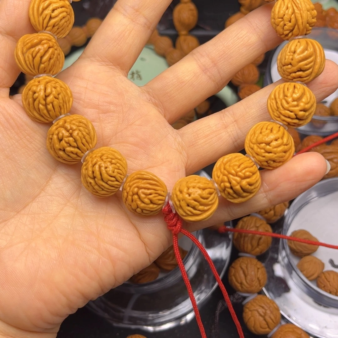 乄***超吊坠桃核龙纹桃核手串