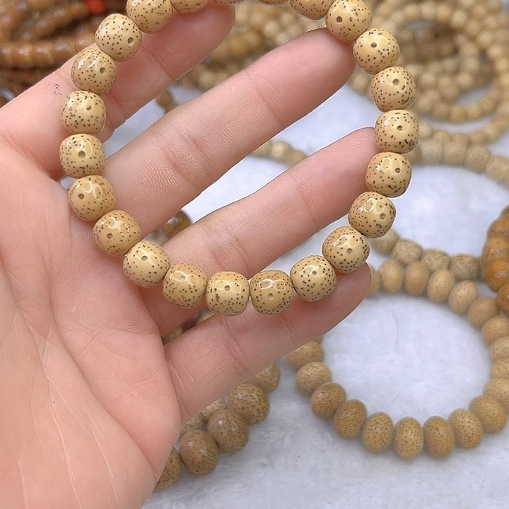 醉***篱星月菩提吊坠鸡油黄