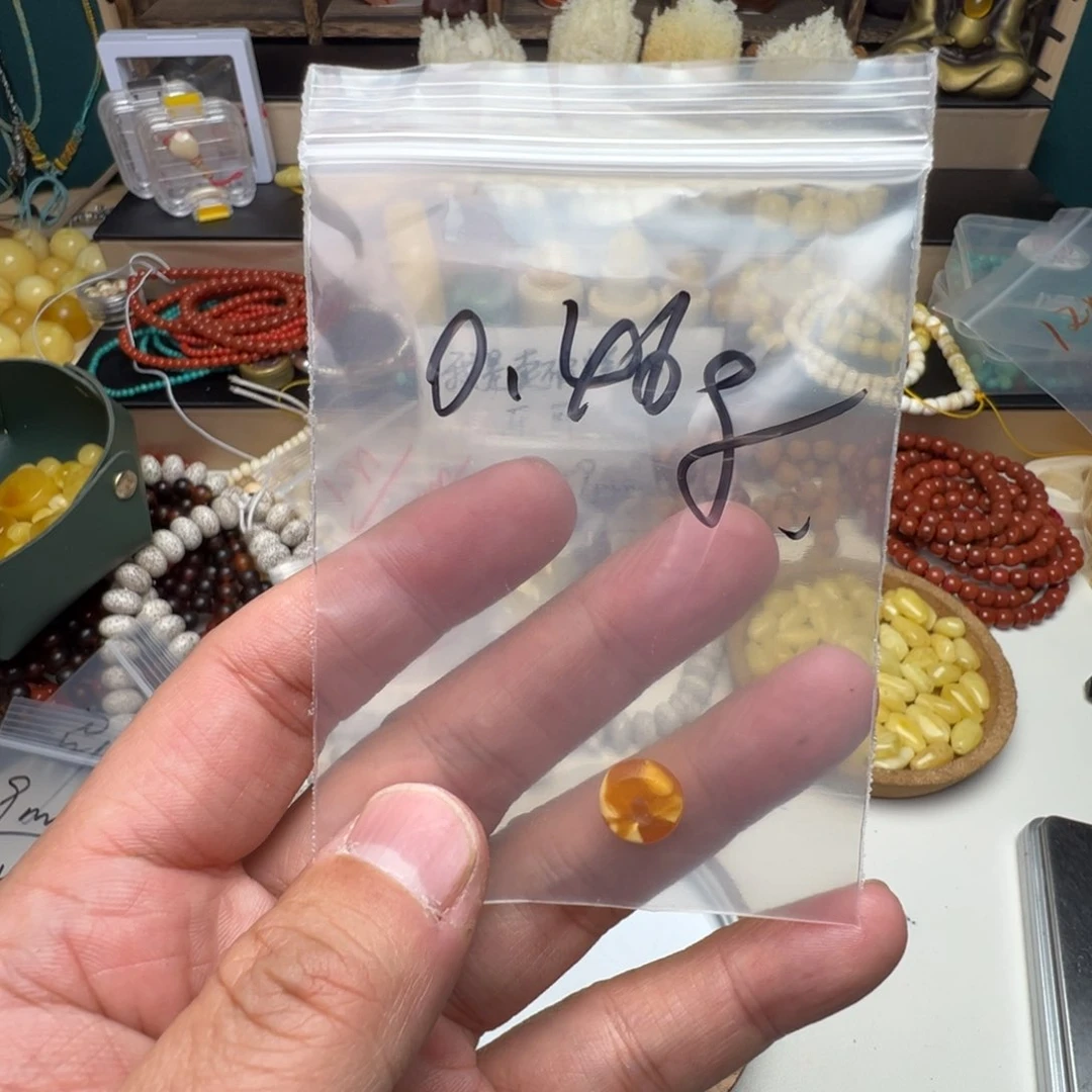 琥珀裸石未镶嵌特价处理