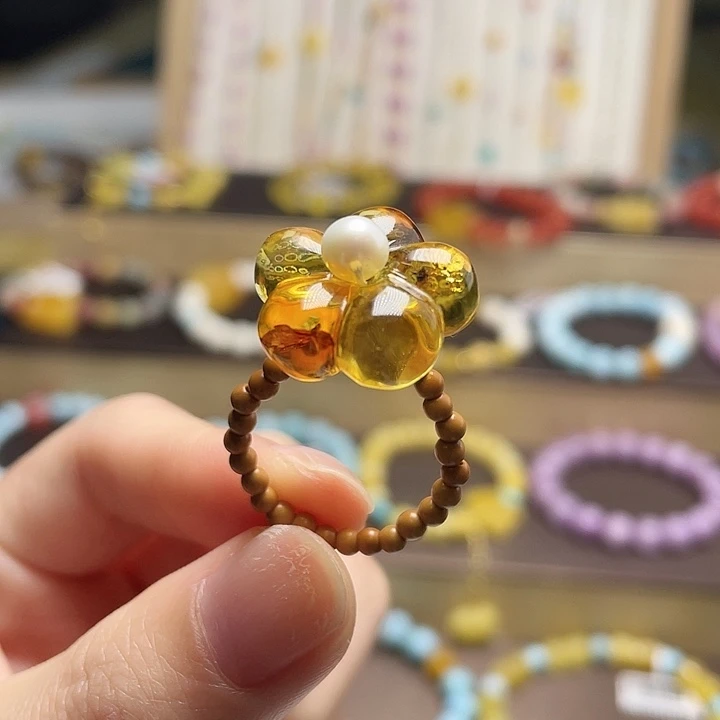 琥珀未镶嵌裸石戒指