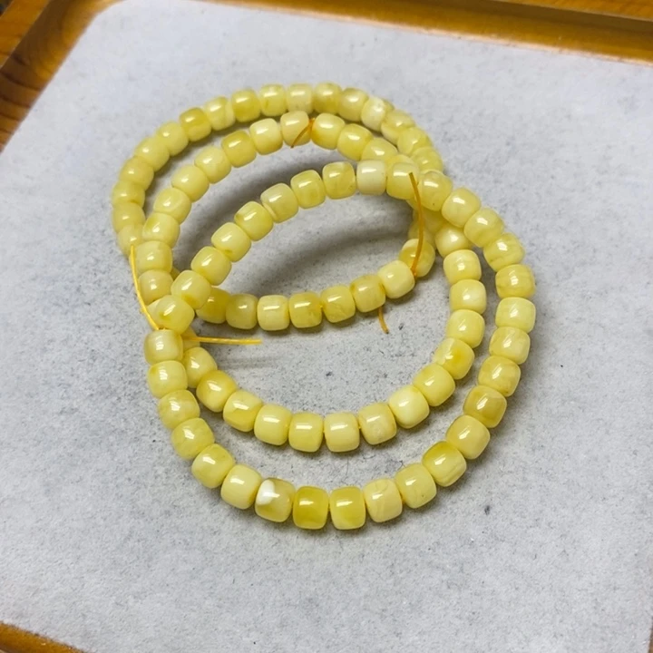 蜜蜡未镶嵌裸石多样性发货其一