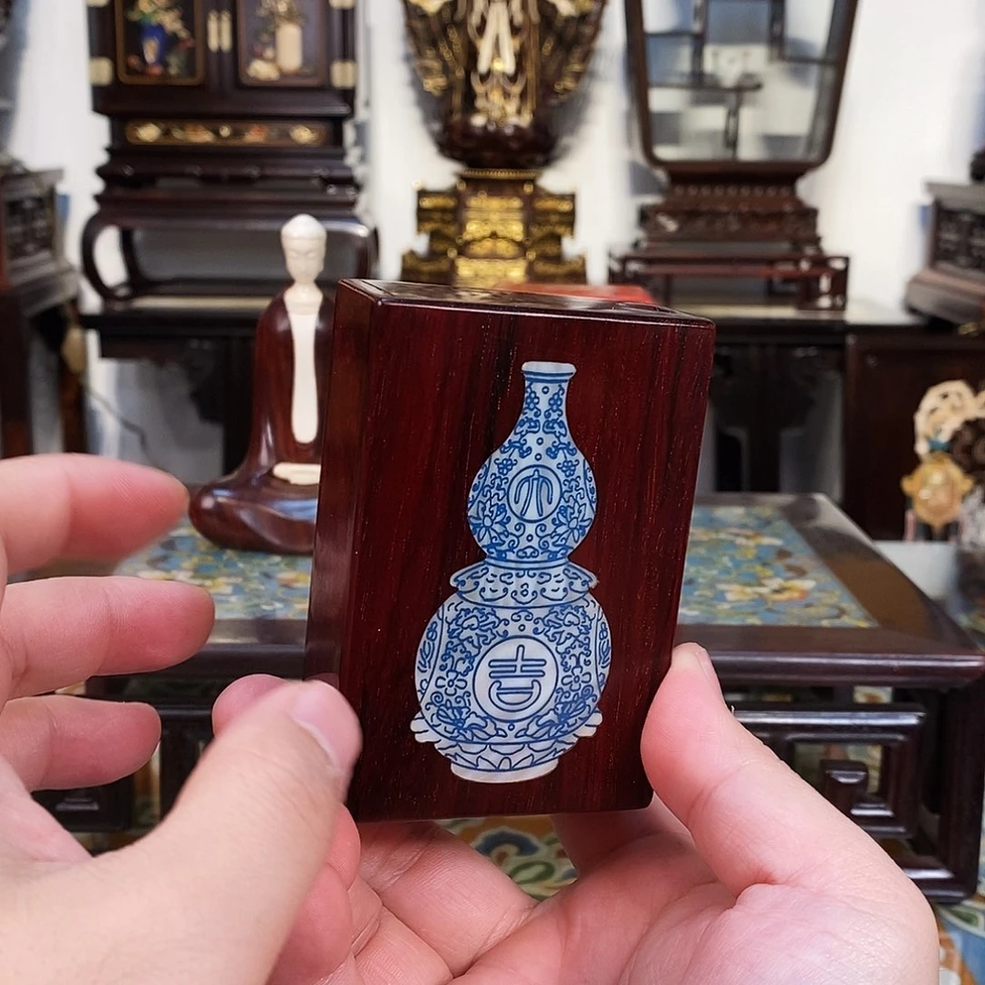 紫檀木类成套家具小叶紫檀香盒