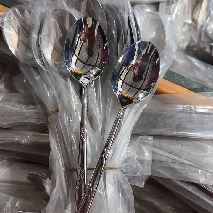 18-10不锈钢秒杀俩勺