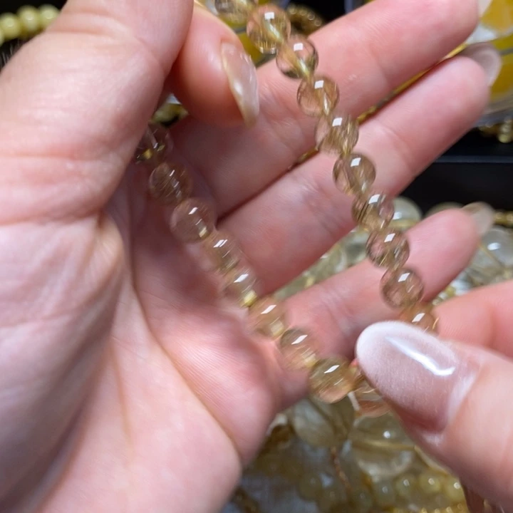 水晶手链未镶嵌威*卢天然发晶