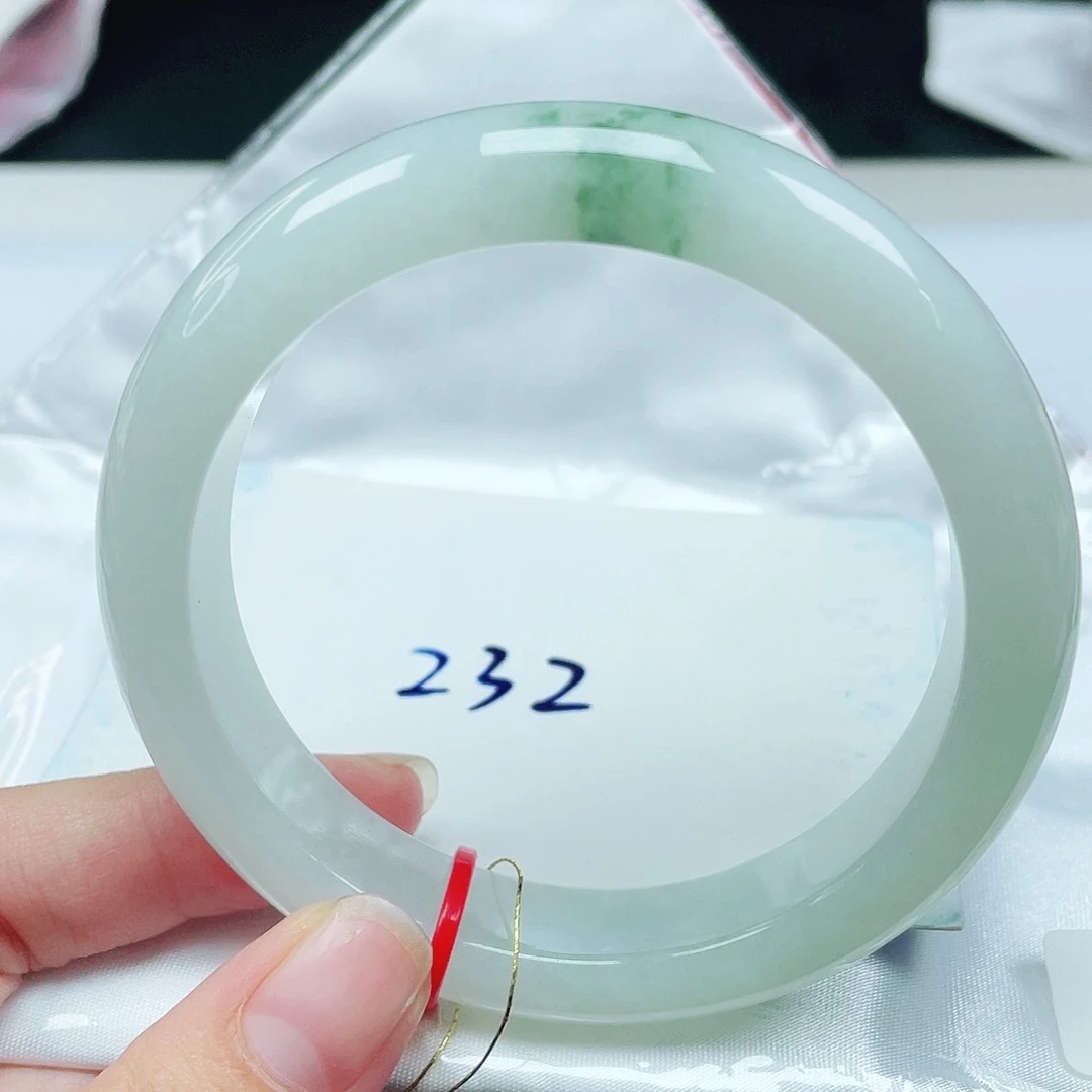 翡翠未镶嵌手镯正圈58.8