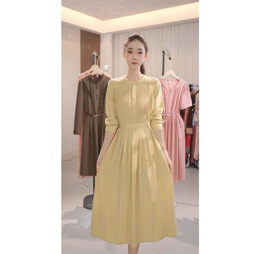 L117 秋季新款连衣裙2024年气质减龄遮肚通勤显瘦中长款连衣裙