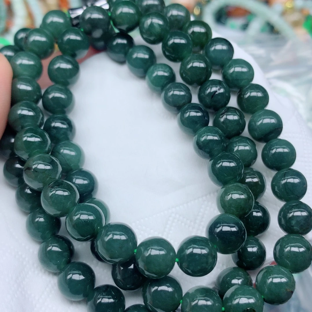 翡翠未镶嵌颈饰珠子