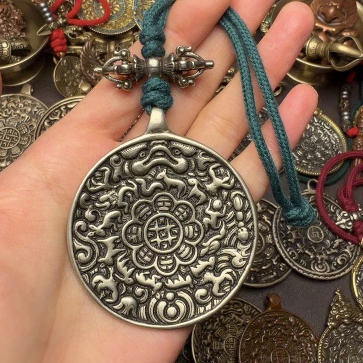 藏传文玩九宫如图