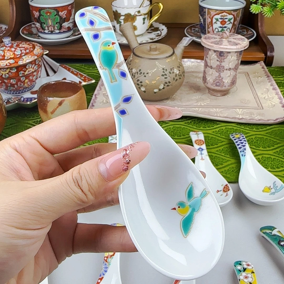 她家陶瓷真好看呀