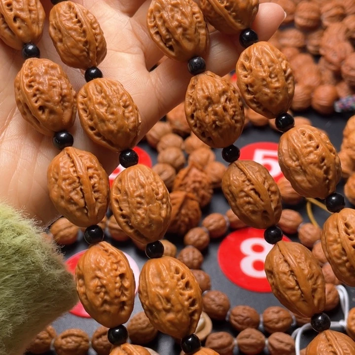 文玩核桃吊坠小枣脖挂