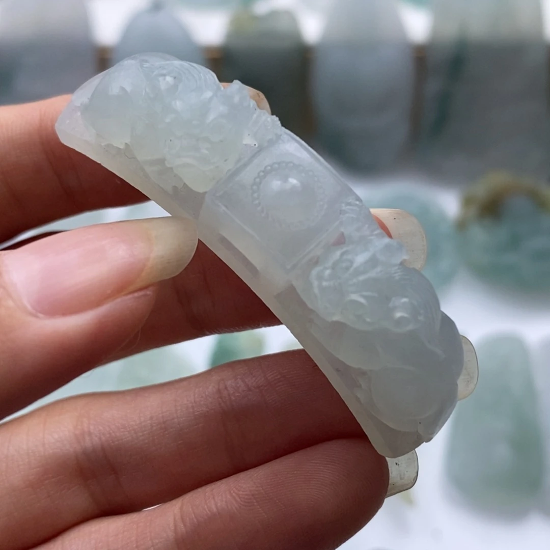 未镶嵌定制翡翠?****毛货无鉴赏期