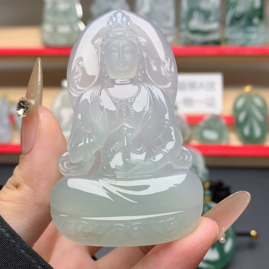 冬***哥颈饰未镶嵌翡翠观音