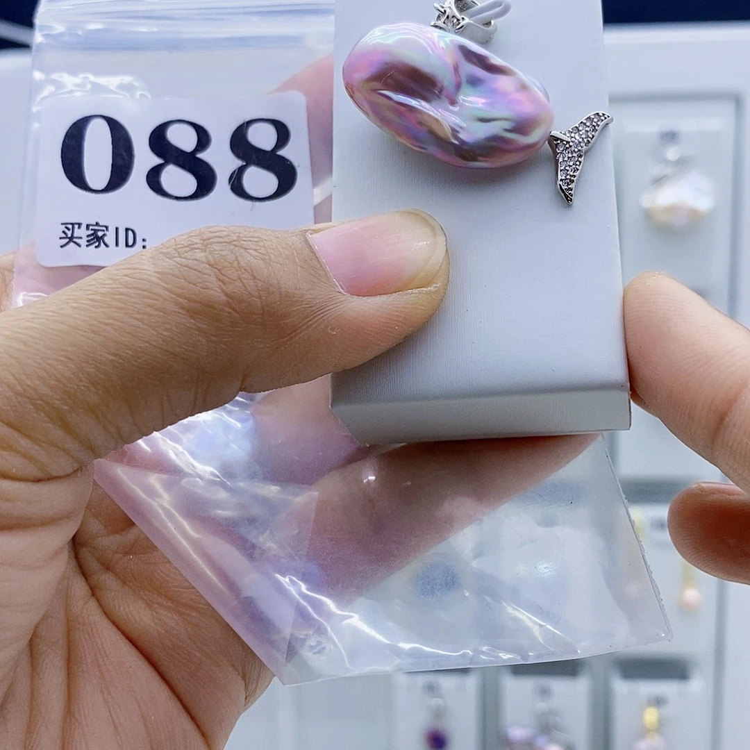 淡水珍珠钛钢颈饰